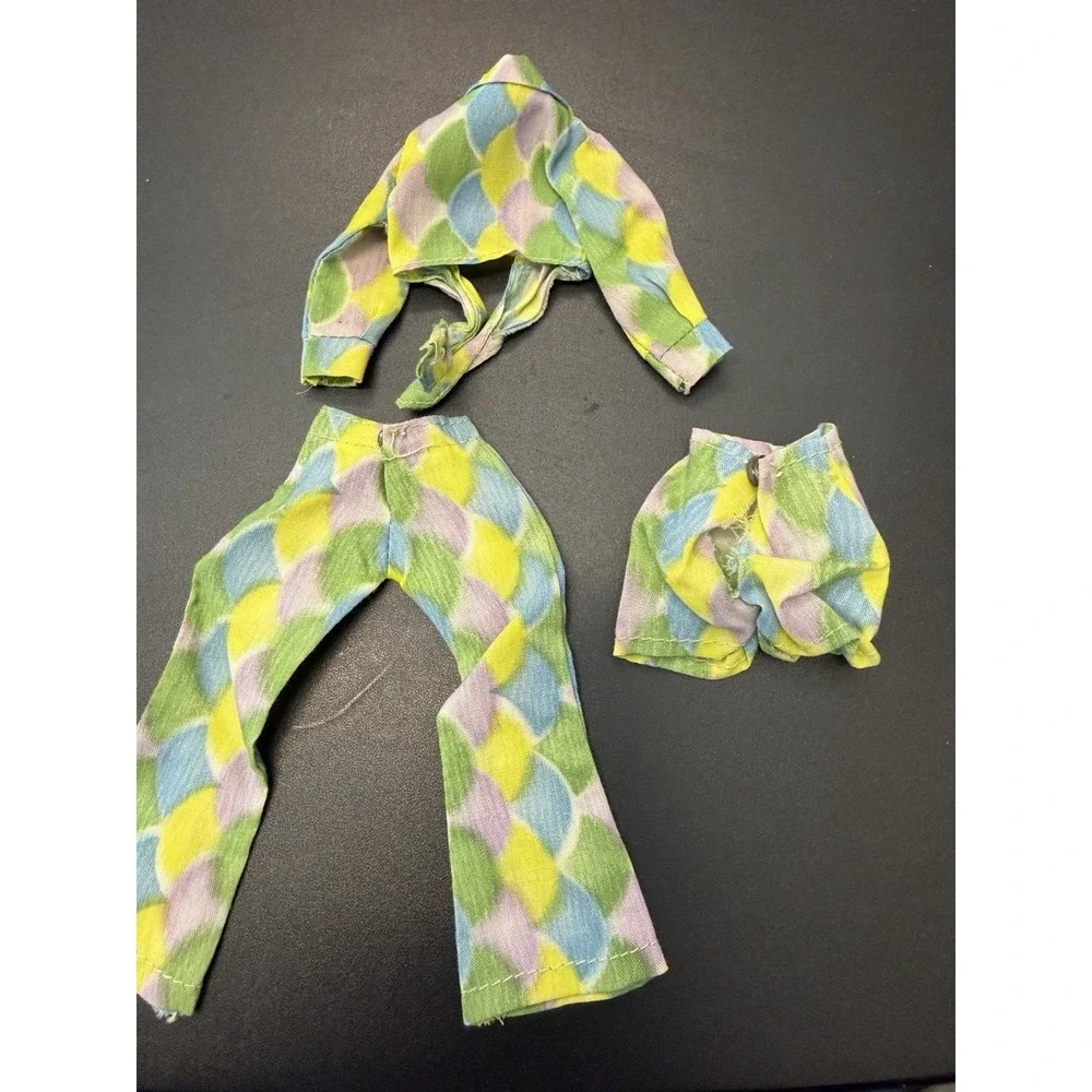 Vintage 1970s Mod Fashion Doll Outfit 3 Pc Bell Bottom Pants Shorts Jacket Mego - Picture 3 of 4